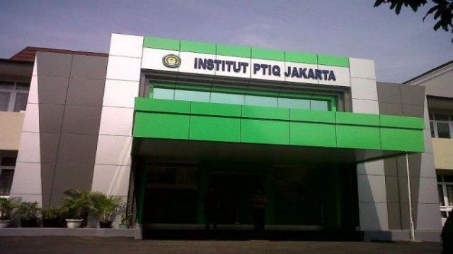 KULIAH BERBASIS ILMU AL-QURAN DI INSTITUT PTIQ JAKARTA