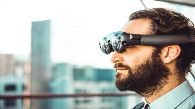 Penggunaan Augmented Reality (AR) di Kampus, Apa itu AR?